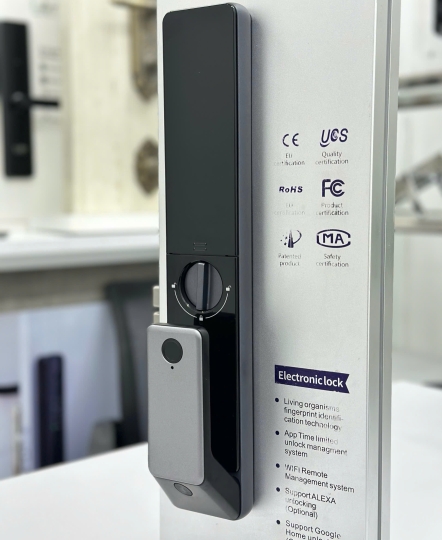 KHÓA VÂN TAY NHẬN DIỆN GƯƠNG MẶT TLFD01